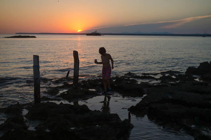 Sonnenuntergang am Strand Mallorca für Kinder
