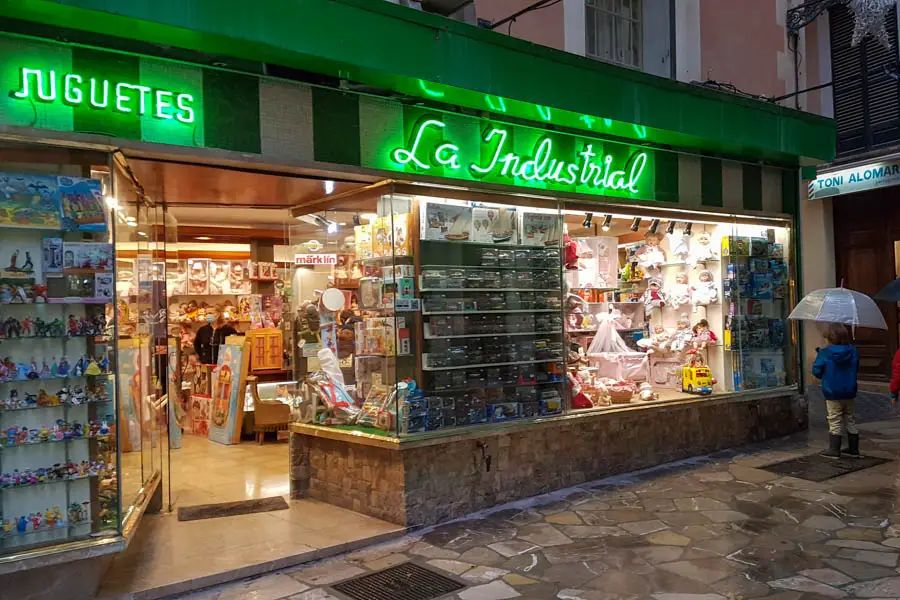 Der älteste Spielzeugladen in Palma: La Industrial