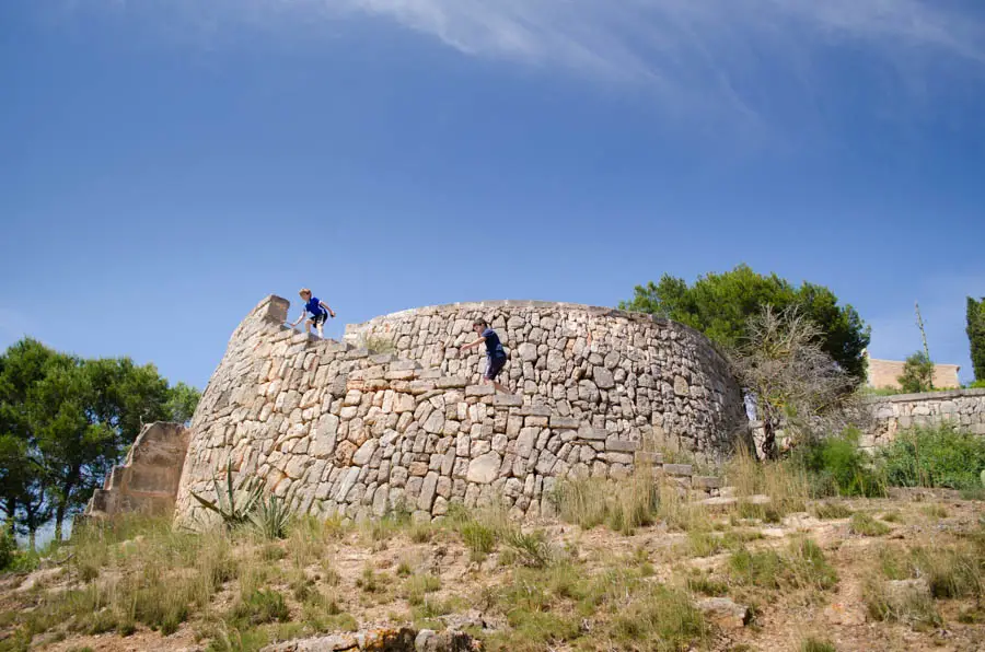 Talayots der Forners Balear: Turm bei Alqueria Blanca