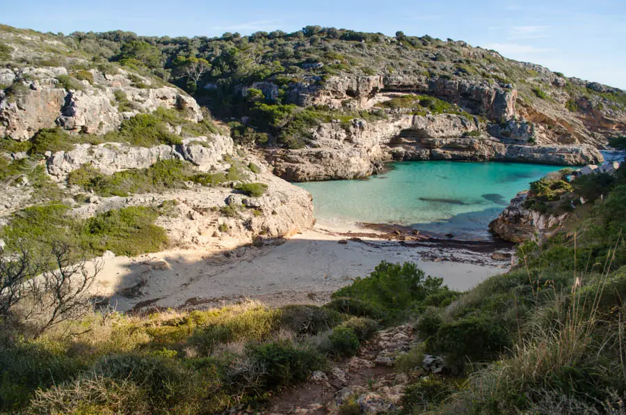 calo des marmols beach in mallorca