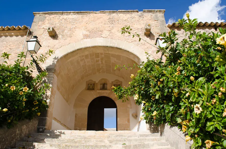Kloster auf Mallorca: Montision bei Porreres