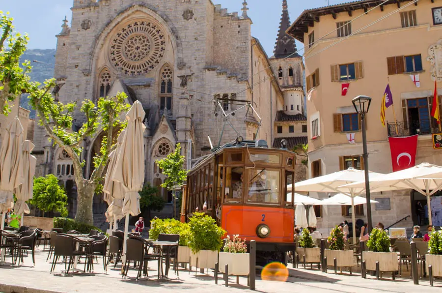 Orange Festival in Sóller in April