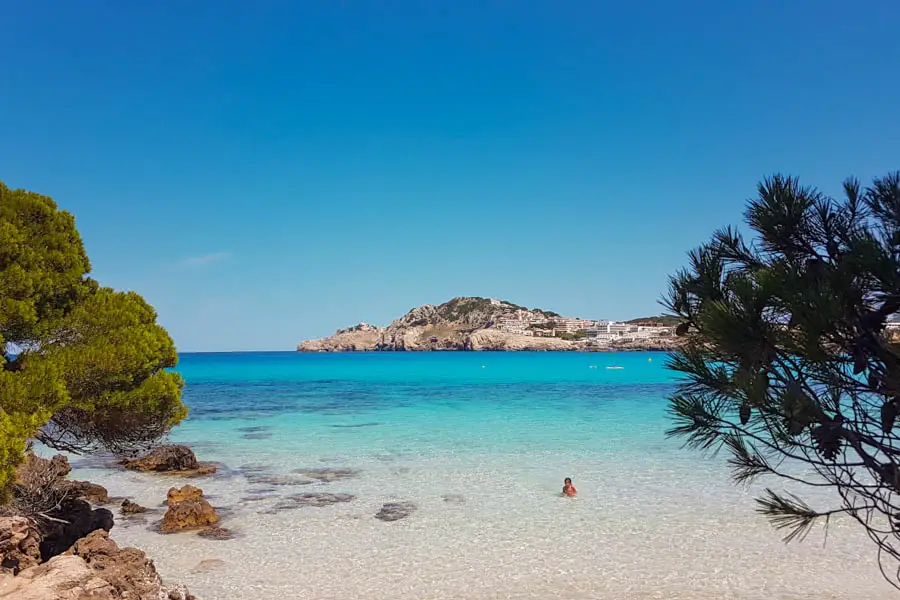 Strand bei Capdepera: Cala Moltó