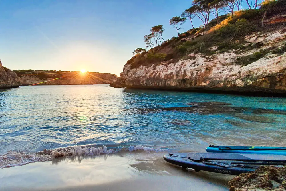 Sonnenaufgang an der Caló des Moro