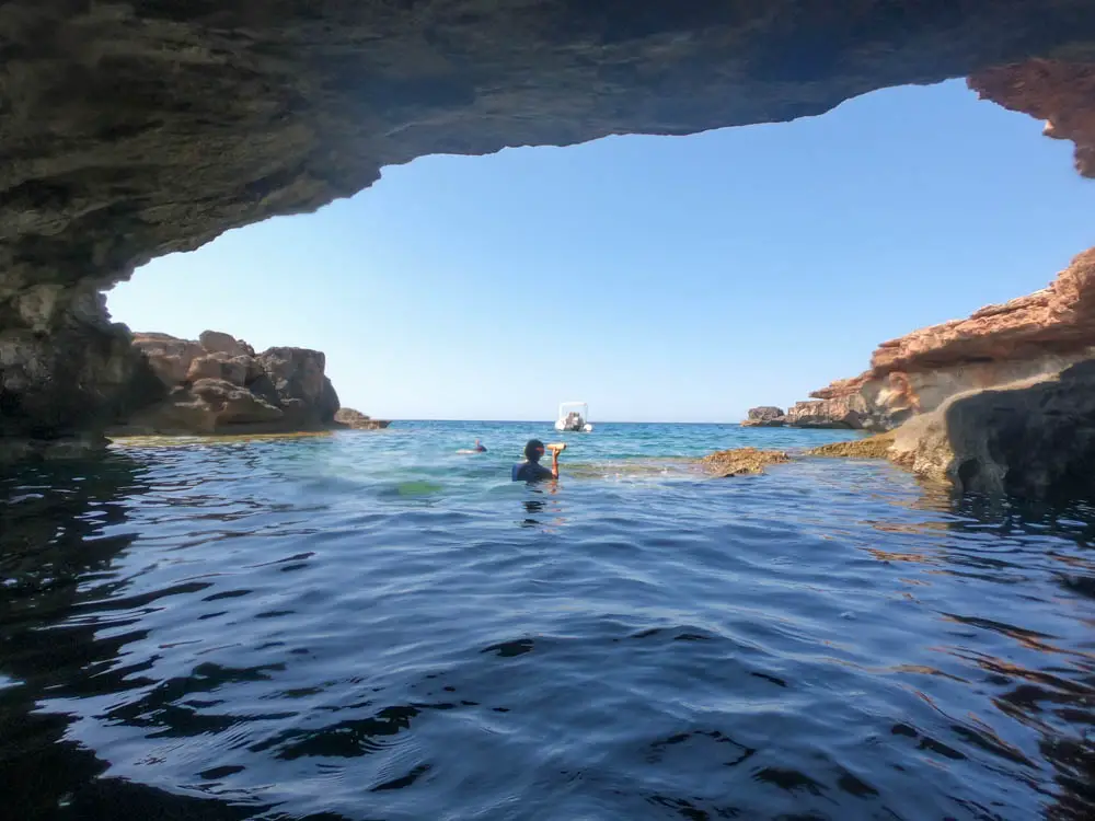 höhle s'estanyol