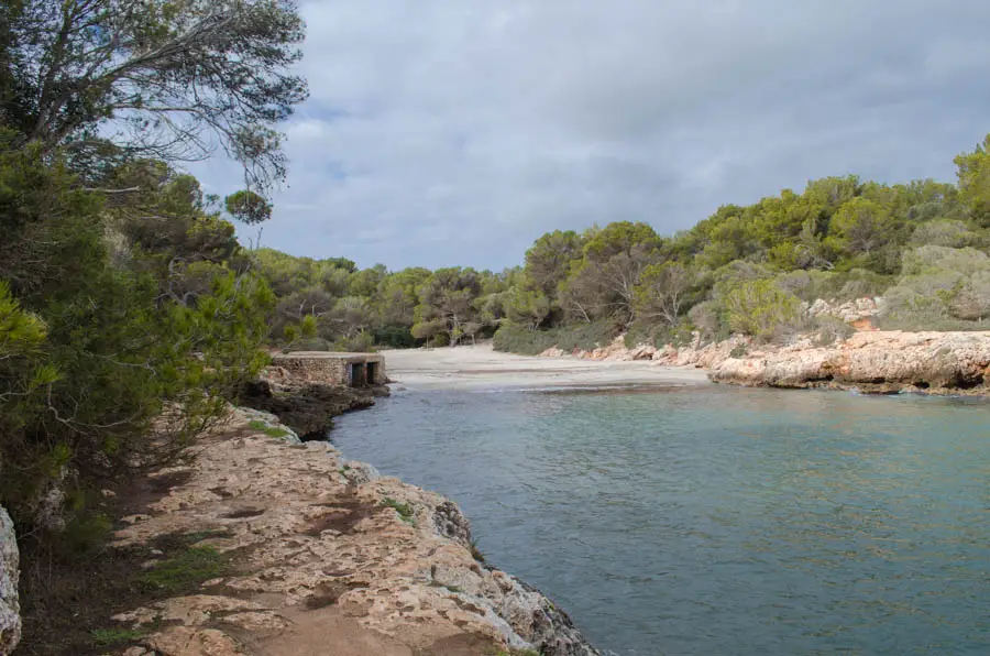 Cala Sa Nau Strand