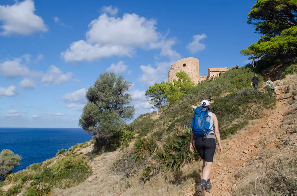 Torre de Cala en Basset: Wandern in Sant Elm