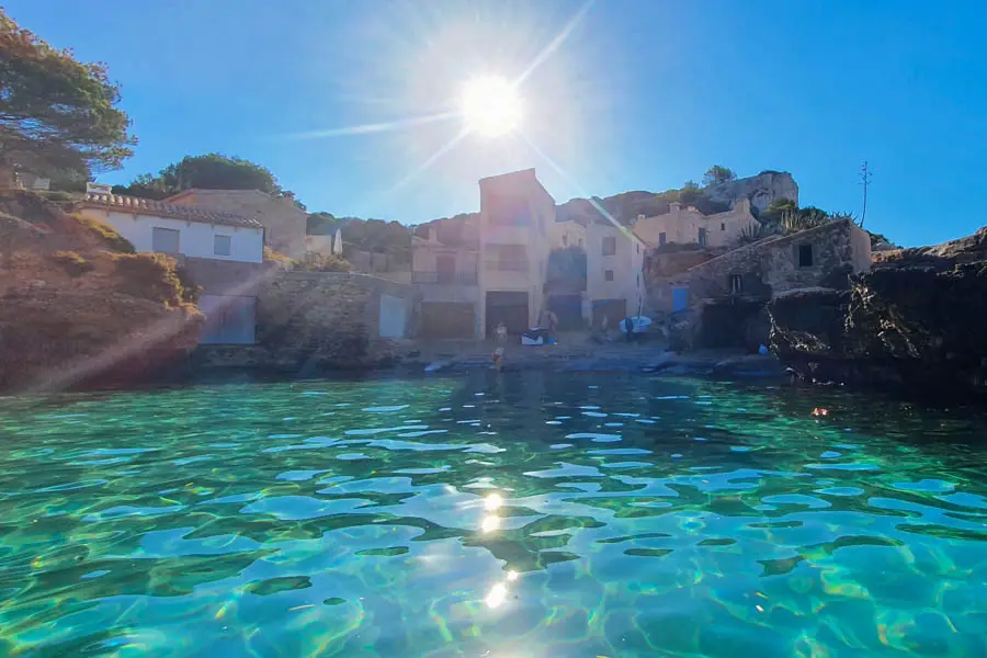 Parking at Cala s'Almunia