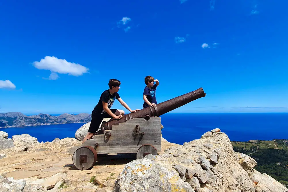 Penya Migdia am Cap del Pinar bei Alcúdia