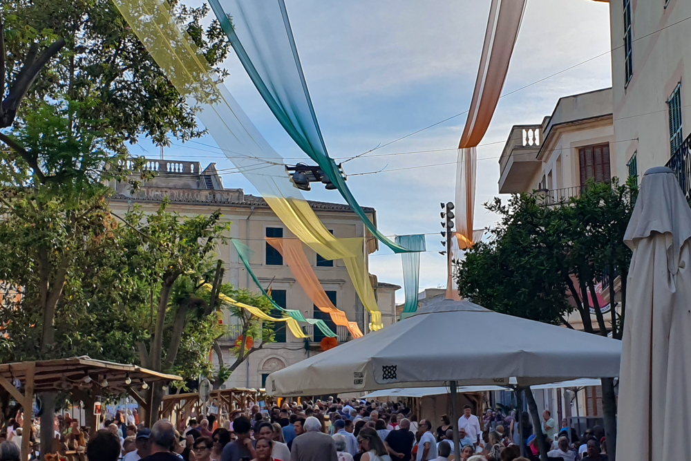 Aprikosenfest in Porreres: Fira de l'Albercoc