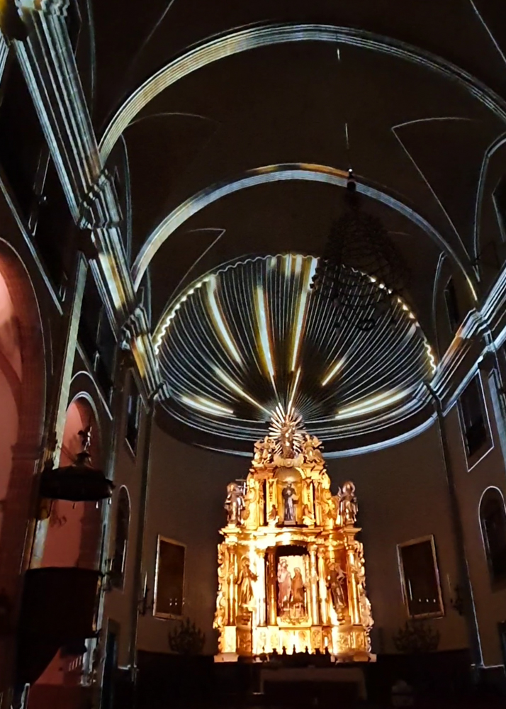 Elements in Palma: Die immersive Licht- und Video-Show in einer historischen Kirche