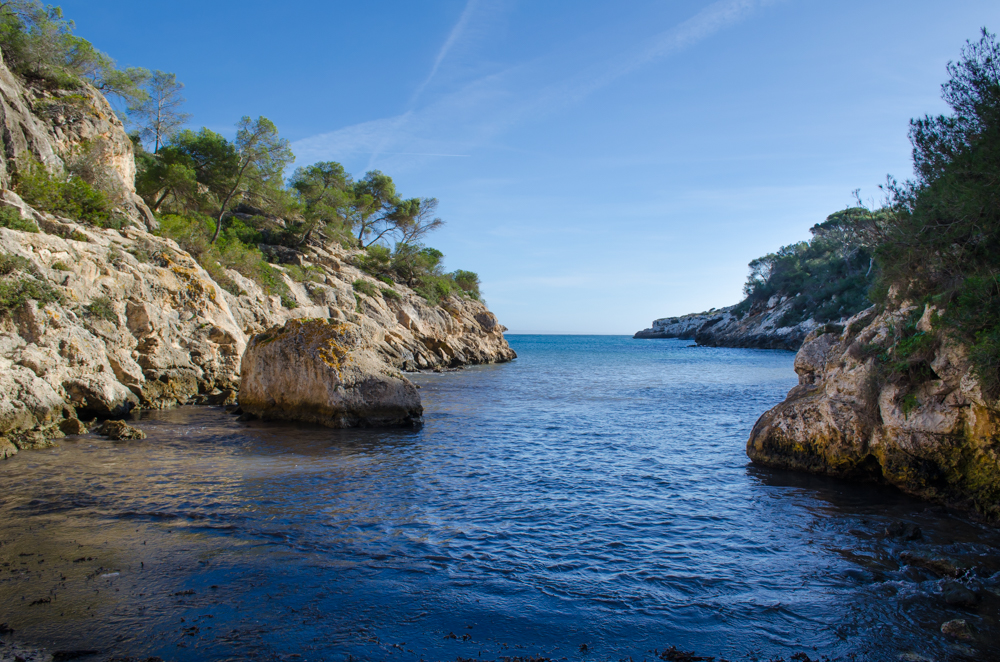 Der kleine Strand Cala Figuera hinter Portals Vells